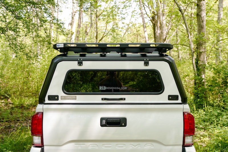 Truck shell roof discount rack